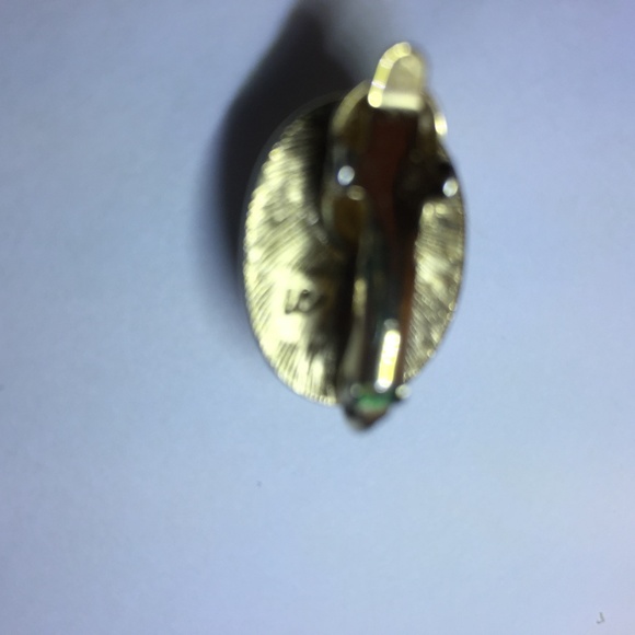 Vintage LC Clip On Earrings Granny Chic - Picture 4 of 6